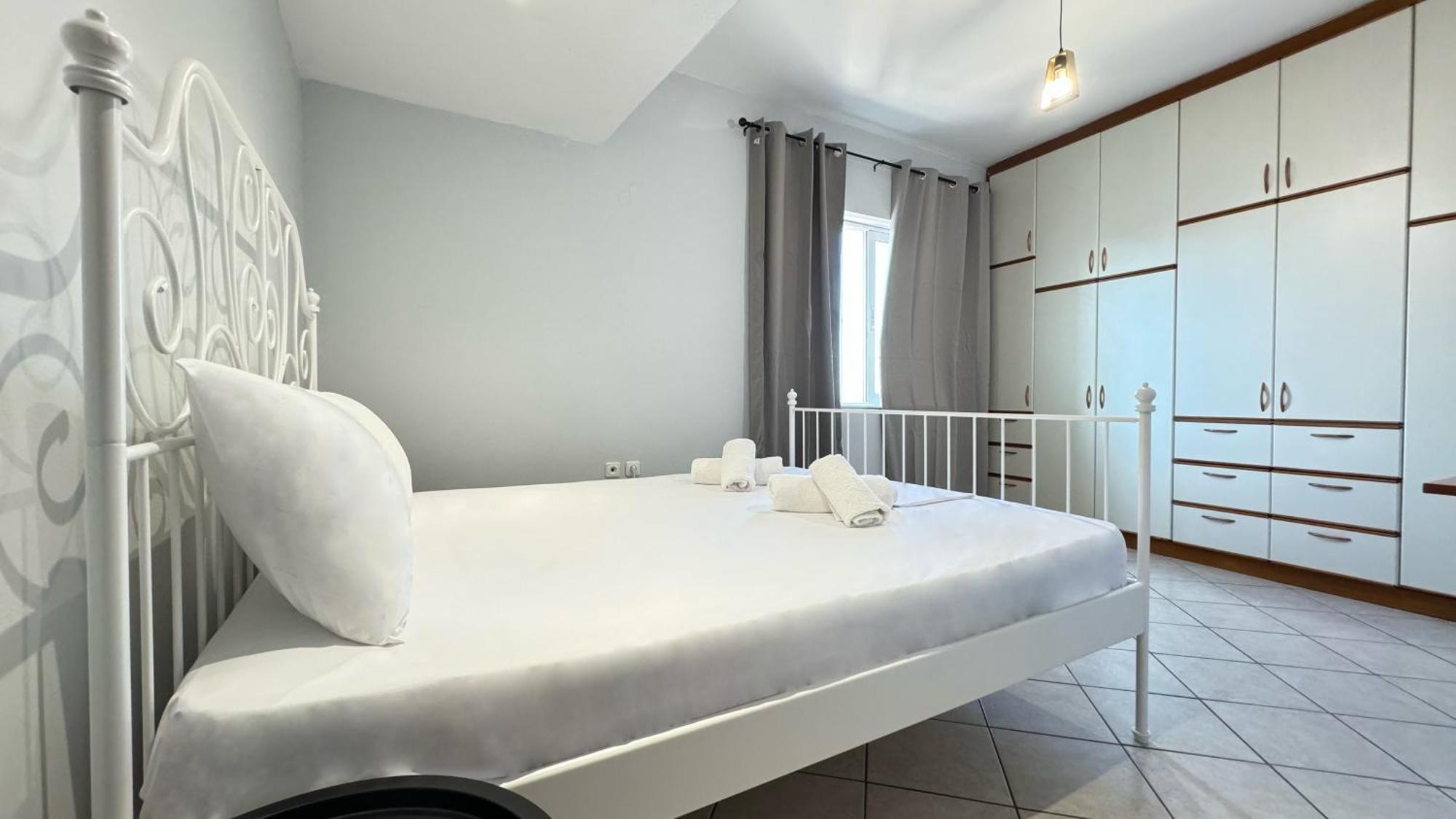Sunny Apartment For Couples & Friends In Centre Iraklio Eksteriør billede